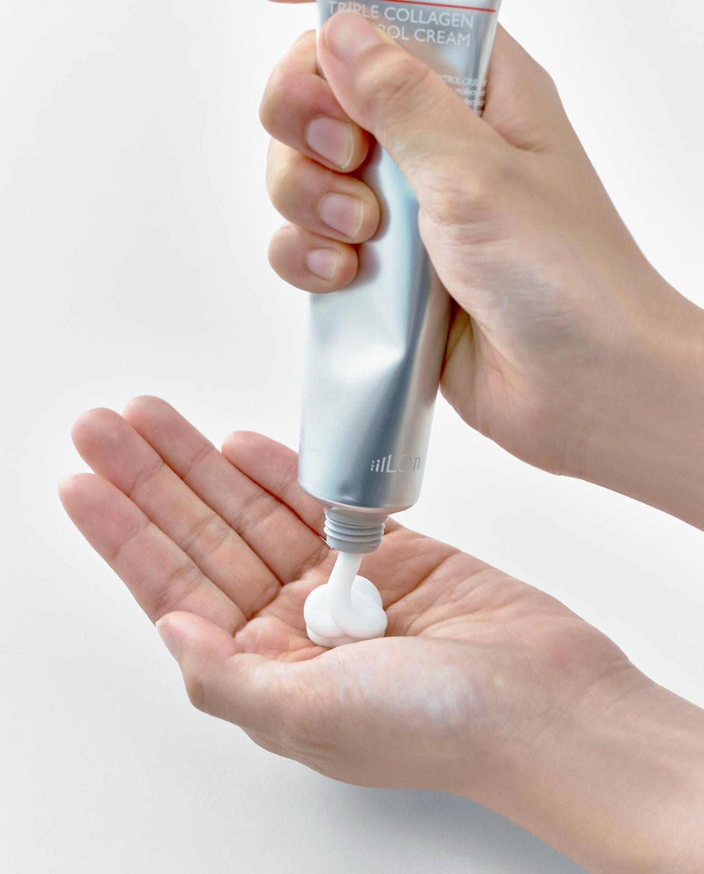 THE iLLON TRIPLE COLLAGEN Control Cream