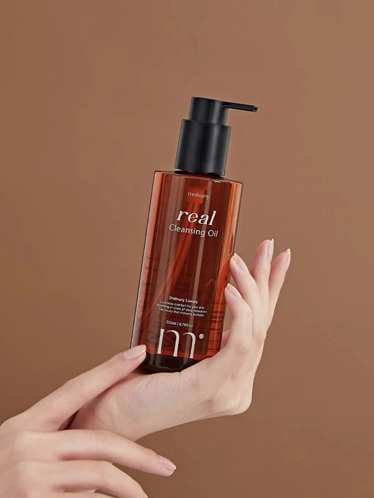 Molvany Real Cleansing Oil