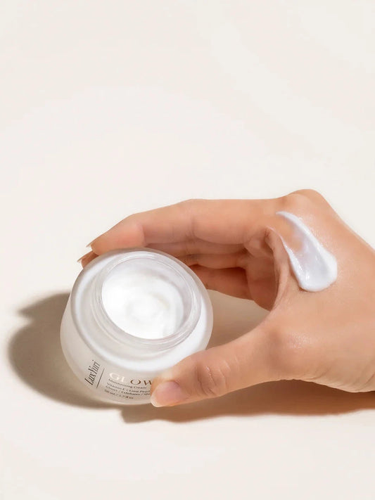 LuxYuri GLOW-E Moisturizing Cream - Song of Skin