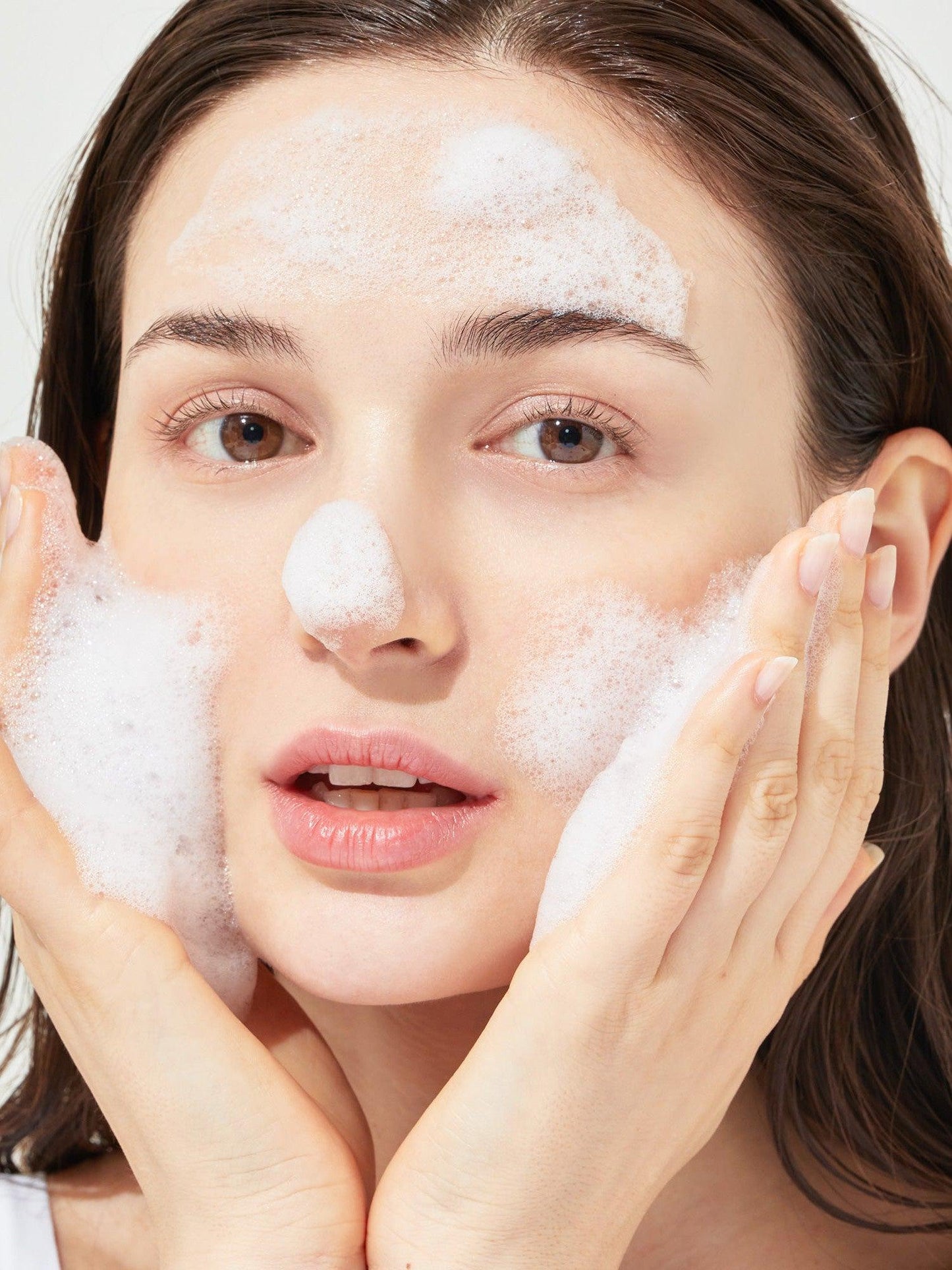 Genabelle PINK CLOUD CLEANSING FOAM
