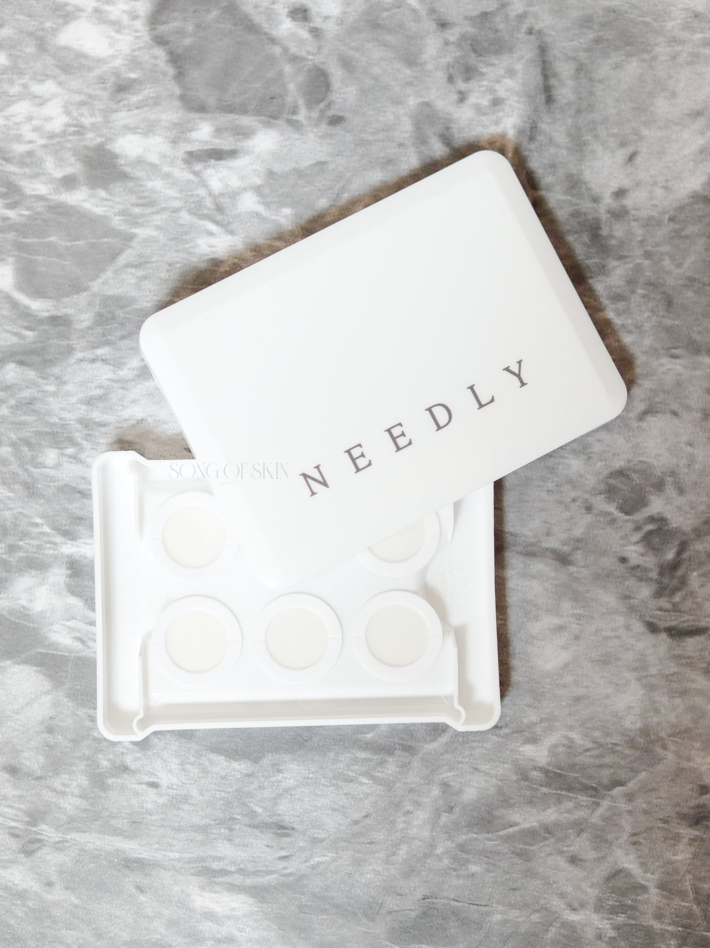 Needly Anti-Spot Deep Brightening Patch