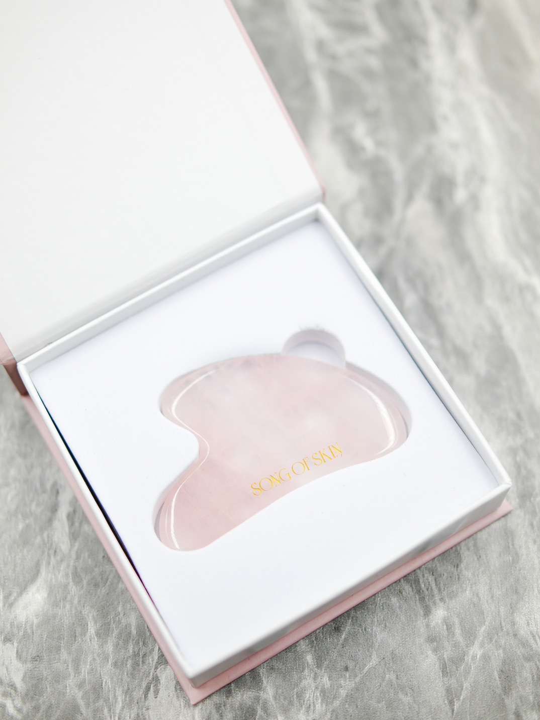 Song Of Skin Labs - The Rose Quartz Gua Sha Facial Lifting Tool