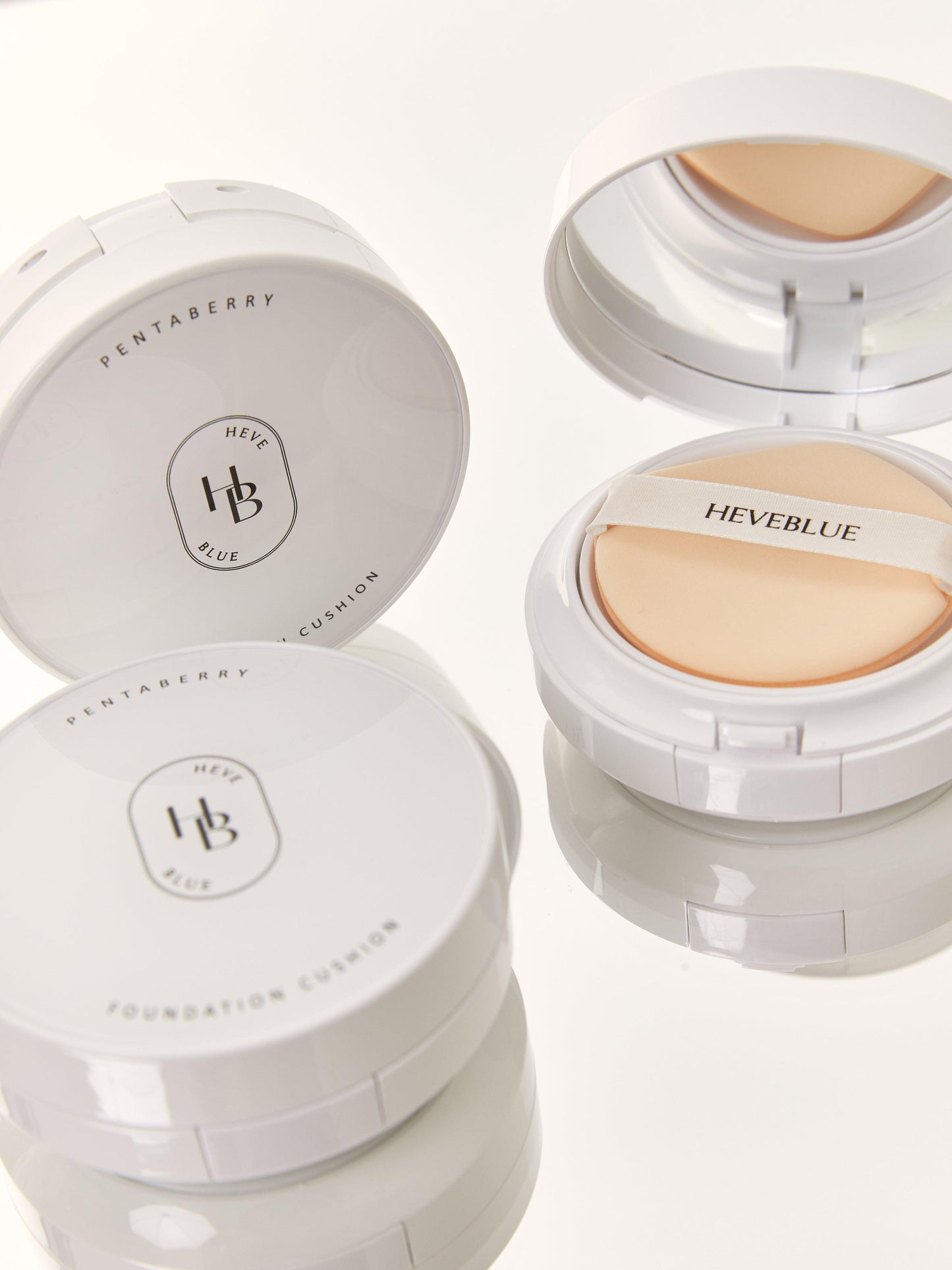 HEVEBLUE Penta Berry Panthenol Repair Glow Foundation Cushion