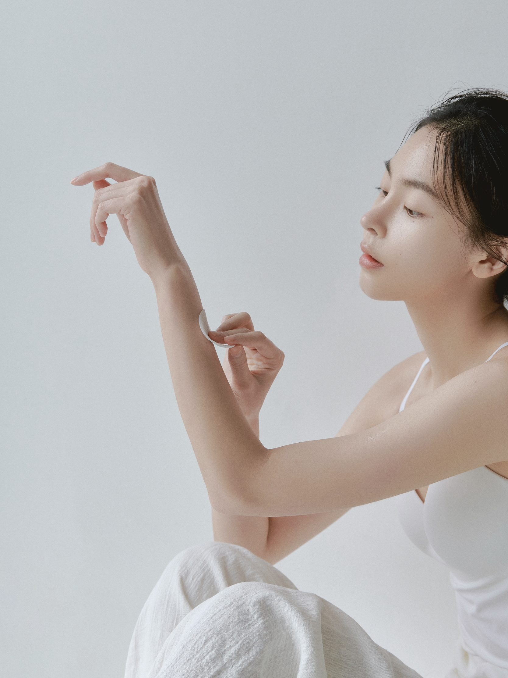 celimax Ji Woo Gae One Step Body Brightening Pad - Song of Skin