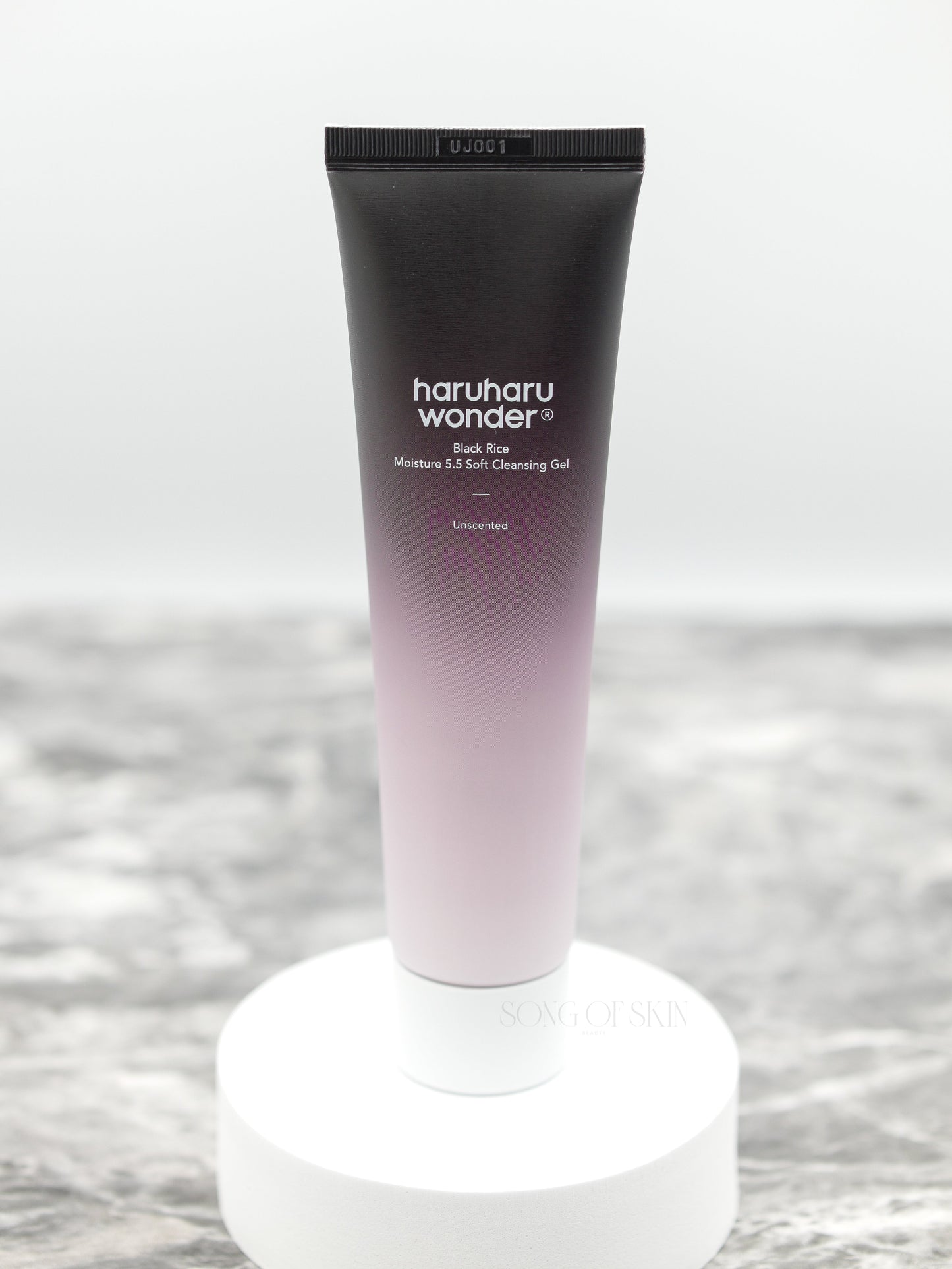 HARUHARU Wonder Black Rice Moisture 5.5 Soft Cleansing Gel - Song of Skin